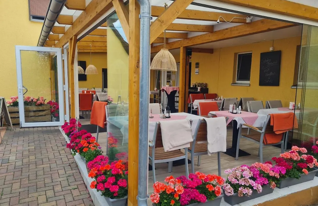 Gasthaus Zur Hecke-1